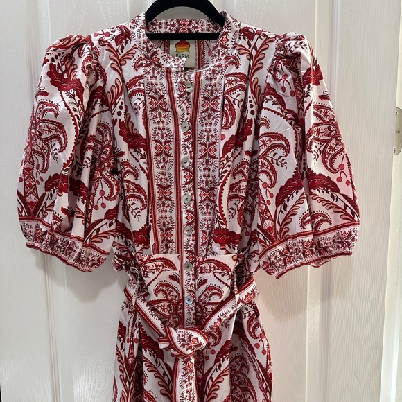 FARM Rio Off-White Tropical Cameo Cotton Romper Size M TROPICAL CAMEO- NWT! - Picture 2 of 6